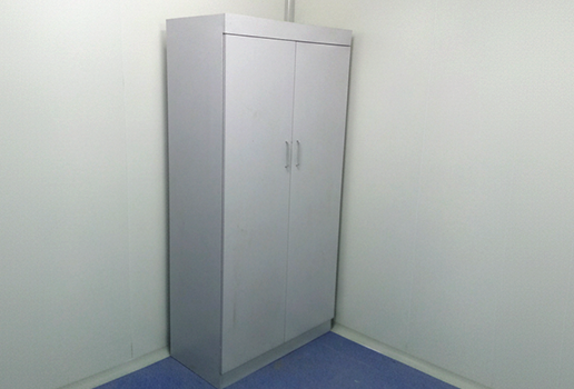 全木实验室衣柜