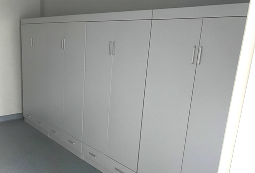 全木实验室衣柜