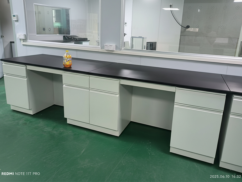 华巨升全钢实验台项目案例｜江苏南京生物实验室