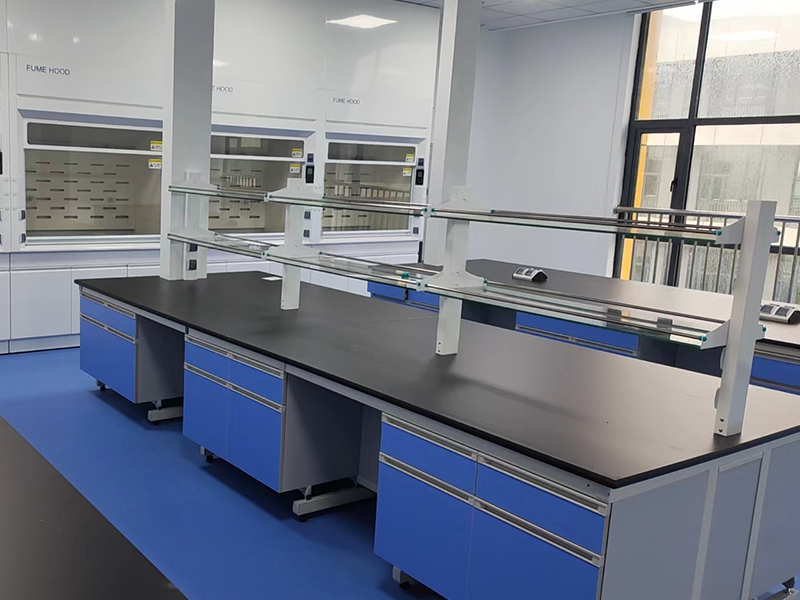 1767679075134539.jpg 钢木实验台厂家