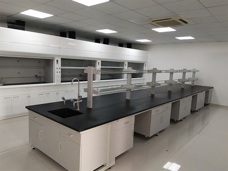 1769407921236718.jpg 钢木实验台厂家